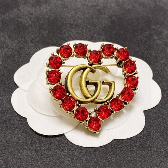 🎁🎉GUCCI love red crystal double G brooch s286 - Picture 2 of 7